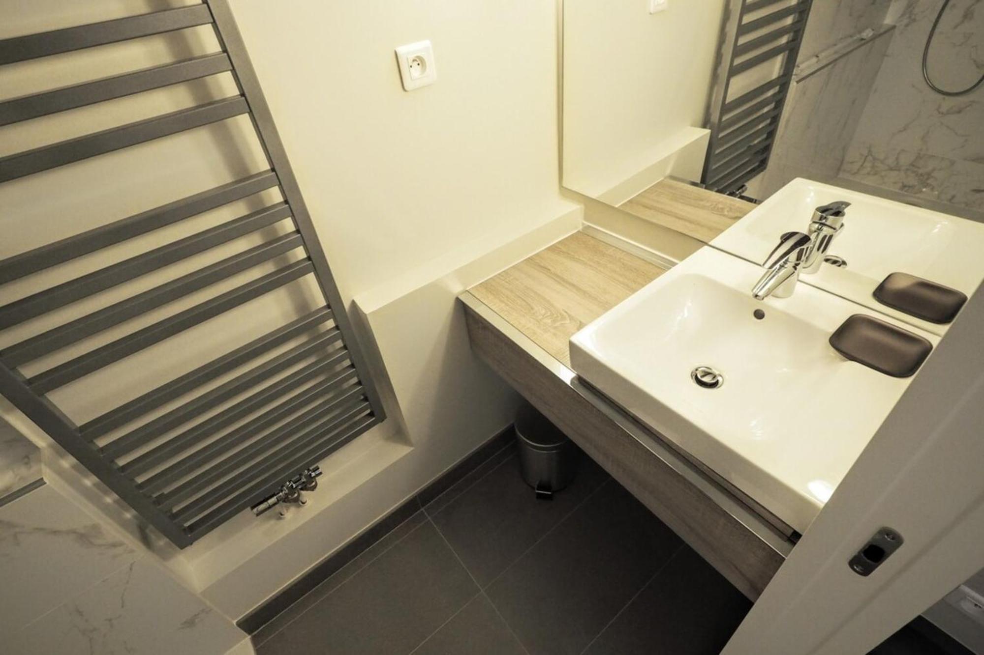 פריז Moliere Chicsuites מראה חיצוני תמונה